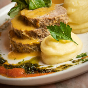 Faschierter Braten mit Erdäpfelpüree
