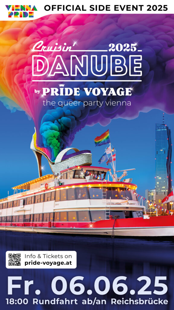 Partyboot bei Nacht mit Regenbogenschuh und Pride-Rauch über Wien – Veranstaltung »Cruisin’ Danube 2025« der Pride Voyage